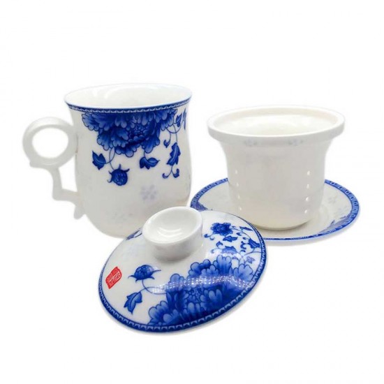 Chinese Blue And White Ceramic Tea Cup Chrysanthemum