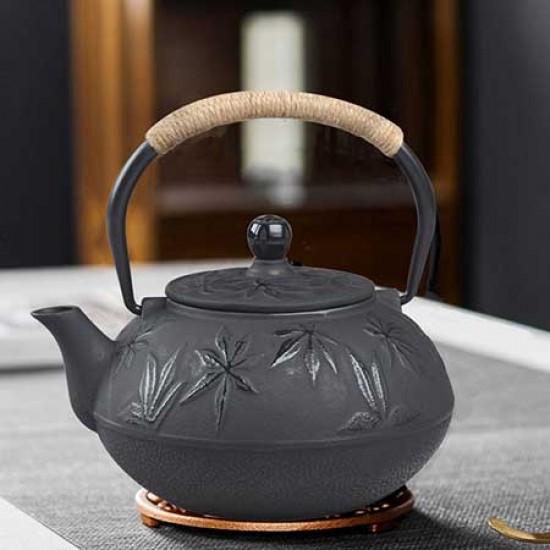 Black Maple Leaf Cast Iron Teapot 800ml/27oz